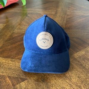 Callaway golf hat in blue corduroy adjustable